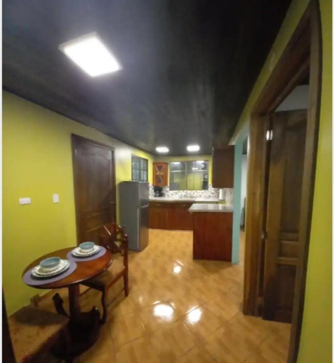 South End Hospedaje Rosa Del Mar & Sweets Cafe المظهر الخارجي الصورة