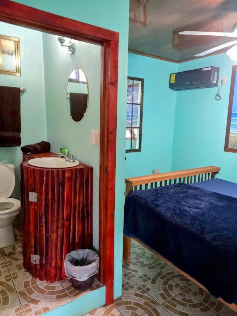 South End Hospedaje Rosa Del Mar & Sweets Cafe المظهر الخارجي الصورة