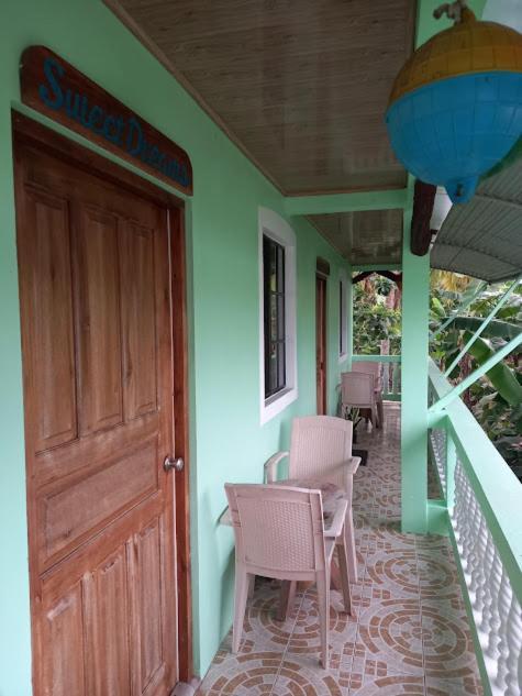South End Hospedaje Rosa Del Mar & Sweets Cafe المظهر الخارجي الصورة