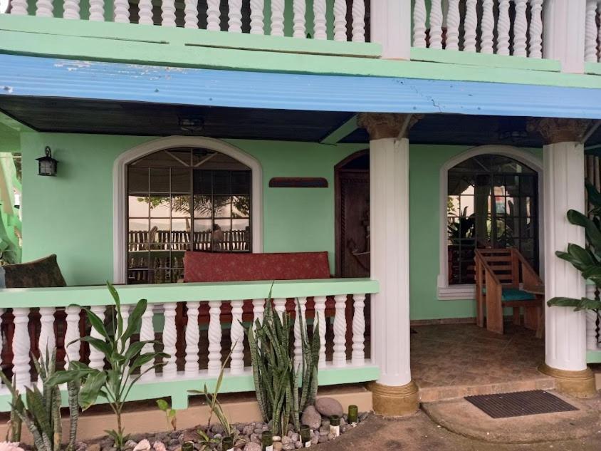 South End Hospedaje Rosa Del Mar & Sweets Cafe المظهر الخارجي الصورة